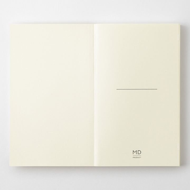 MD Product | Midori Notizbuch B6 MD Notebook B6 Slim Dot Grid bei Nauli and Stories