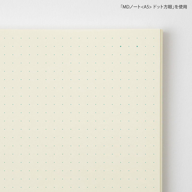 MD Product | Midori Notizbuch B6 MD Notebook B6 Slim Dot Grid bei Nauli and Stories