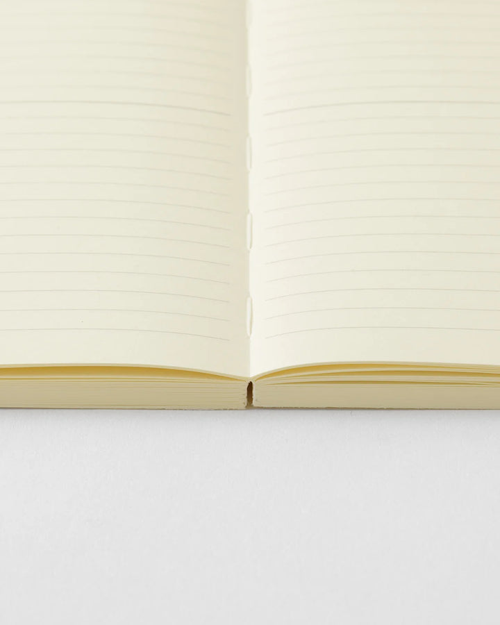 MD Product | Midori Notizbuch MD Notebook B6 Slim Lined bei Nauli and Stories