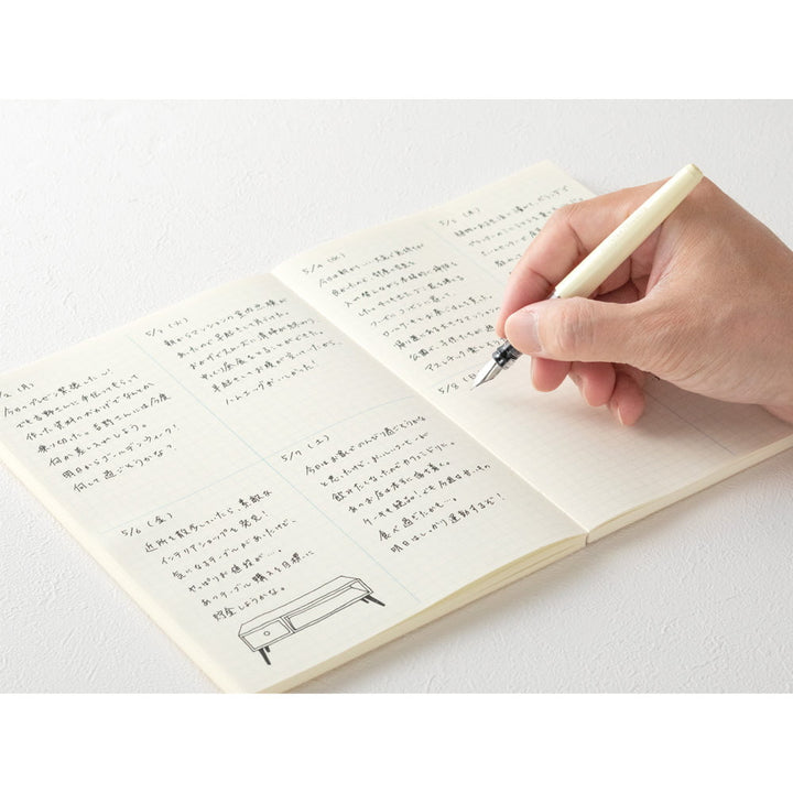 Midori Notizbuch DIN A5 MD Notebook Journal A5 Grid Block bei Nauli and Stories