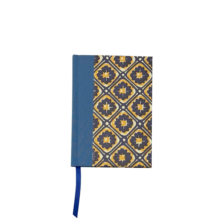 Nauli Nauli Wochenplaner A6 2026 Wochenkalender DIN A6 Batik blau gelb bei Nauli and Stories