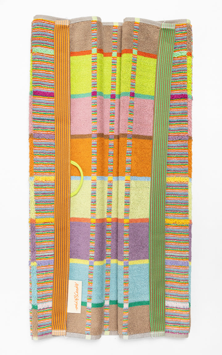 Odds & Ends Badematte Frottee Badematte #69 criss cross, 60x80cm bei Nauli and Stories