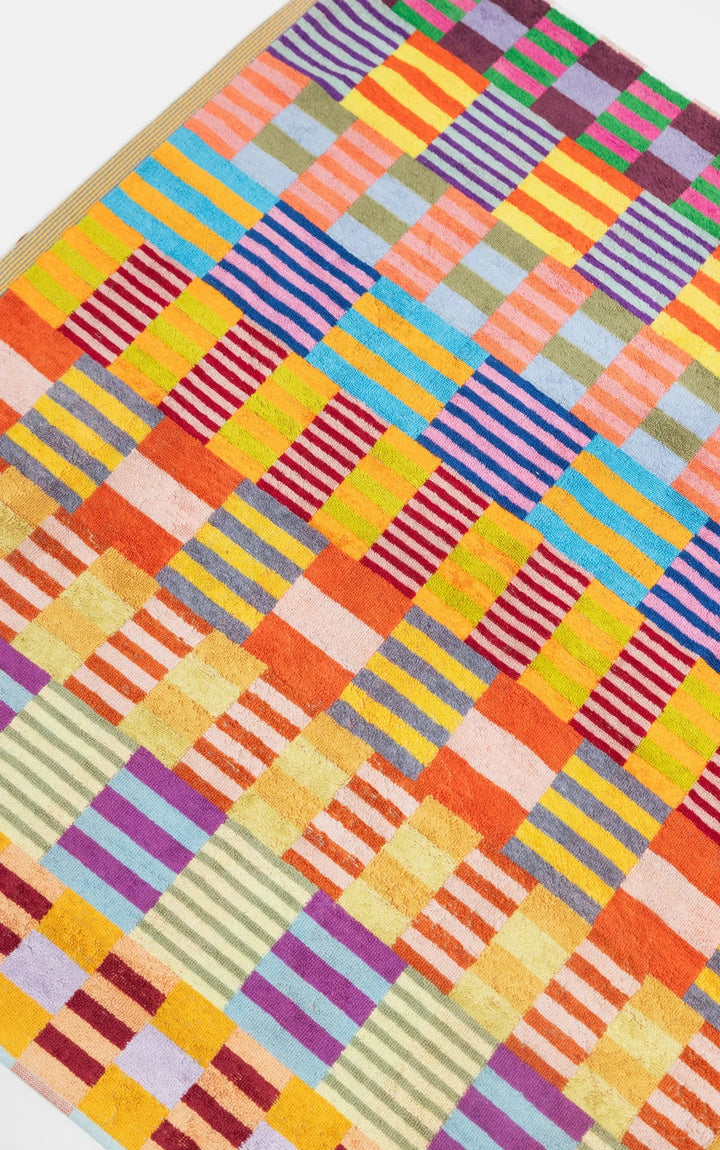 Odds & Ends Handtücher beach towel #66 tulip quilt bei Nauli and Stories