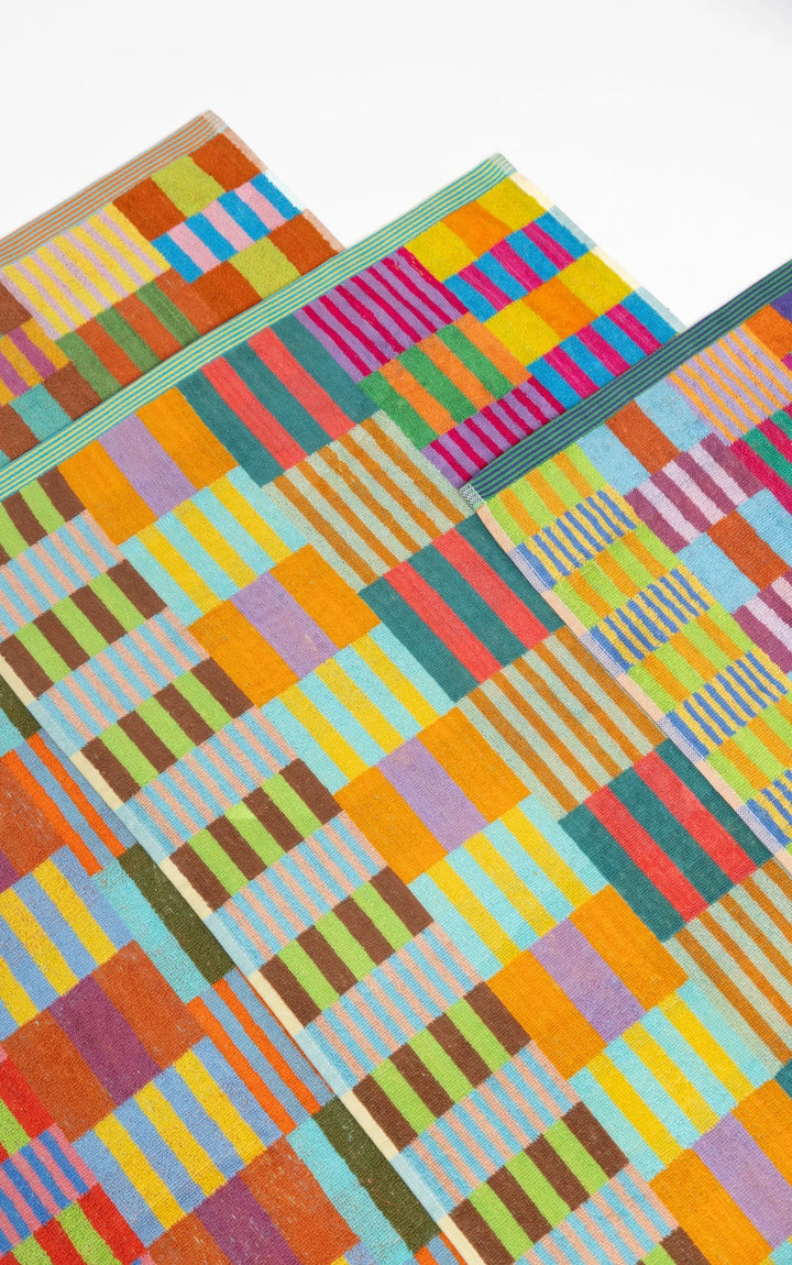 Odds & Ends Handtücher Frottee-Badetuch Tulip Quilt #101 bei Nauli and Stories