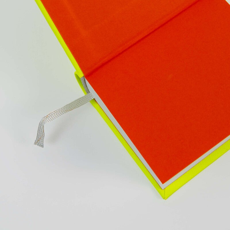 Paperlux Tagebuch Minibuch One Word a Day – Neon Yellow bei Nauli and Stories