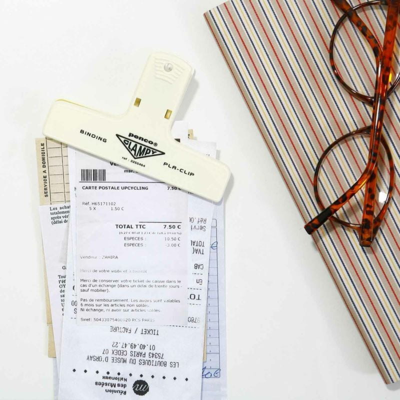 Penco Papierklammer Penco PlaClip Clear Ivory | Papierclip in Creme bei Nauli and Stories