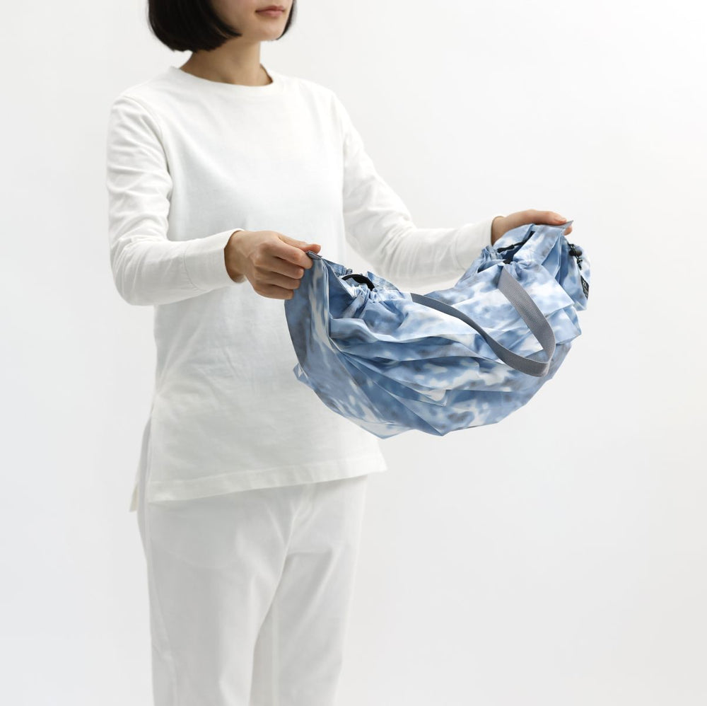 Shupatto Einkaufstasche Shupatto kompakte Packable Bag 27L - Water Surface bei Nauli and Stories