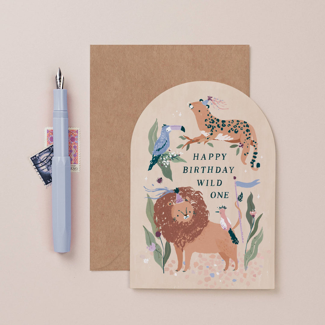 Sister Paper Co. Geburtstag Geburtstagskarte mit Löwe, Leopard und Tukan bei Nauli and Stories