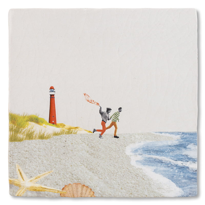 StoryTiles StoryTiles 10x10cm Fresh air on Schier - Strand mit Leuchtturm -  StoryTiles bei Nauli and Stories