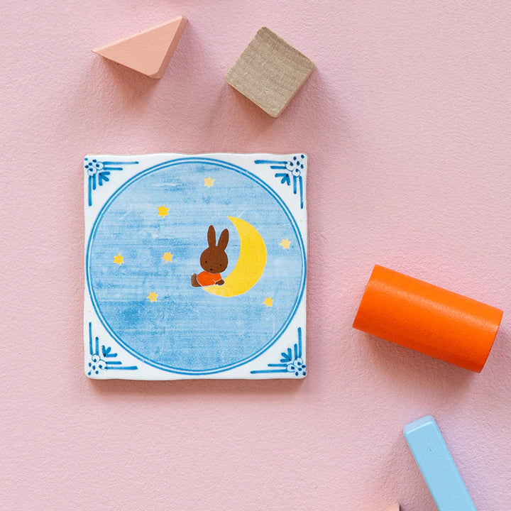 StoryTiles StoryTiles 10x10cm Miffy on the moon - variation 2 - StoryTiles bei Nauli and Stories