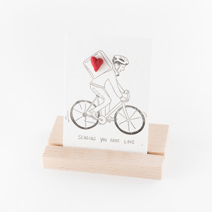 Studio Flash Letterpress Sending you some love - Herz Pin - Fahrradkurier