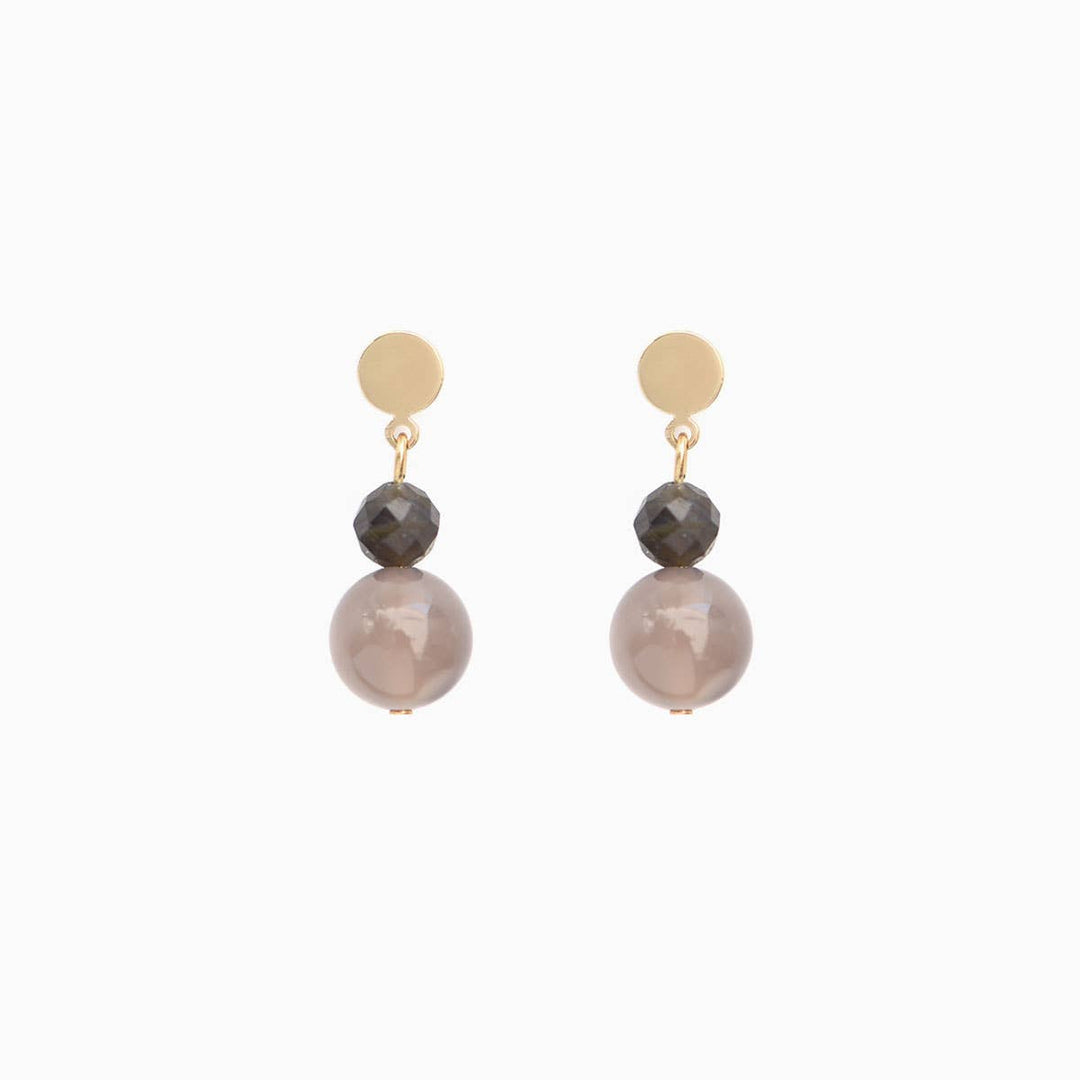 Titlee BLOOMFIELD beads earrings (grey) bei Nauli and Stories
