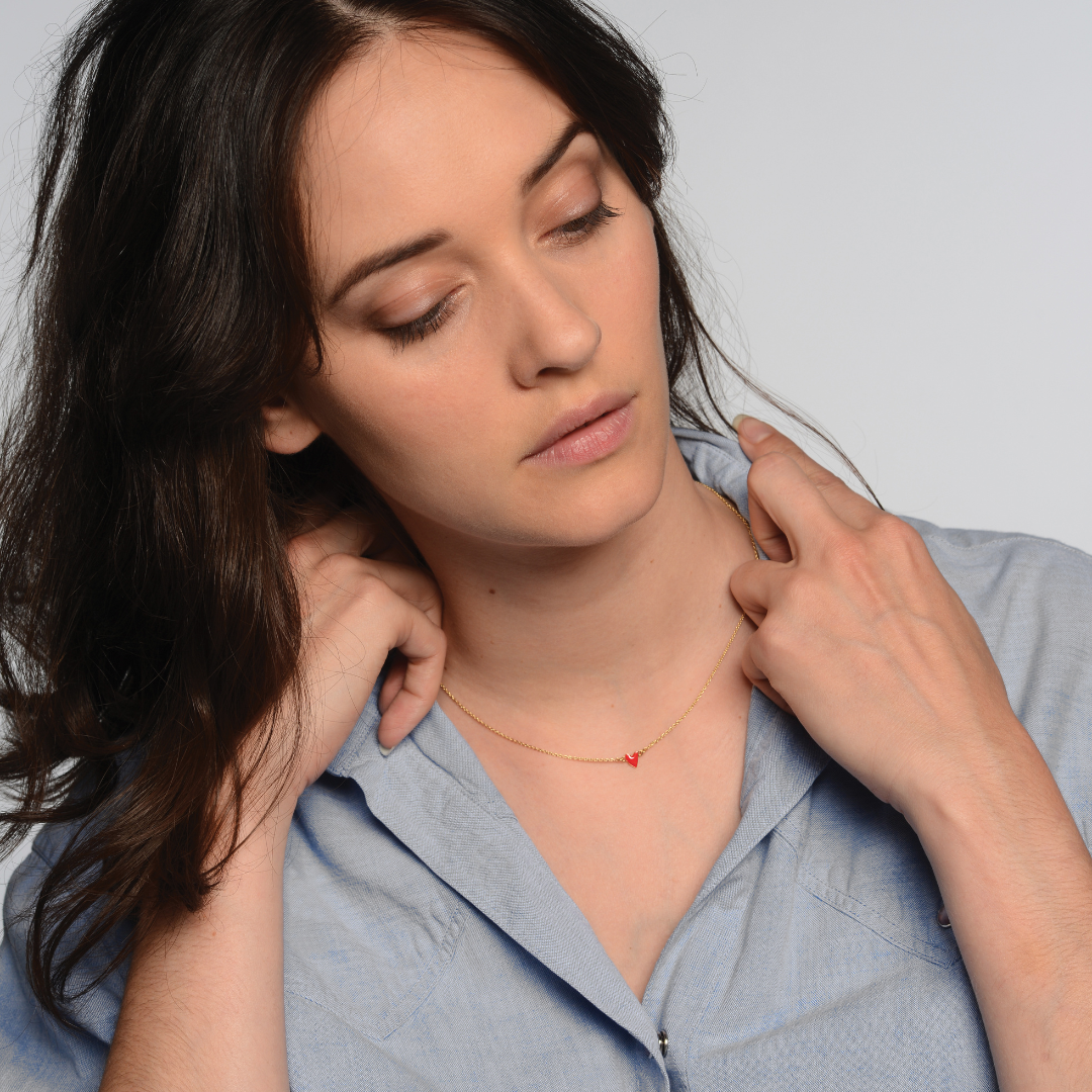 Titlee GRANT heart necklace (poppy red) bei Nauli and Stories