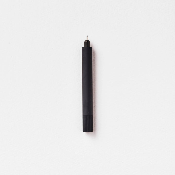 Tom's Studio Fineliner Lumos Mini - Refillable Multi-Tip Pen: Matte Black bei Nauli and Stories