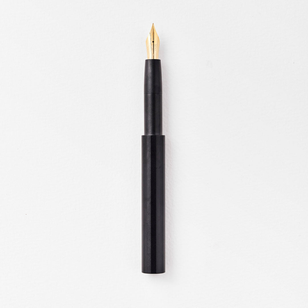 Tom's Studio Füller The Studio Pocket Fountain Pen 2.0: Black mit Extra Fine Semi~Flex Feder