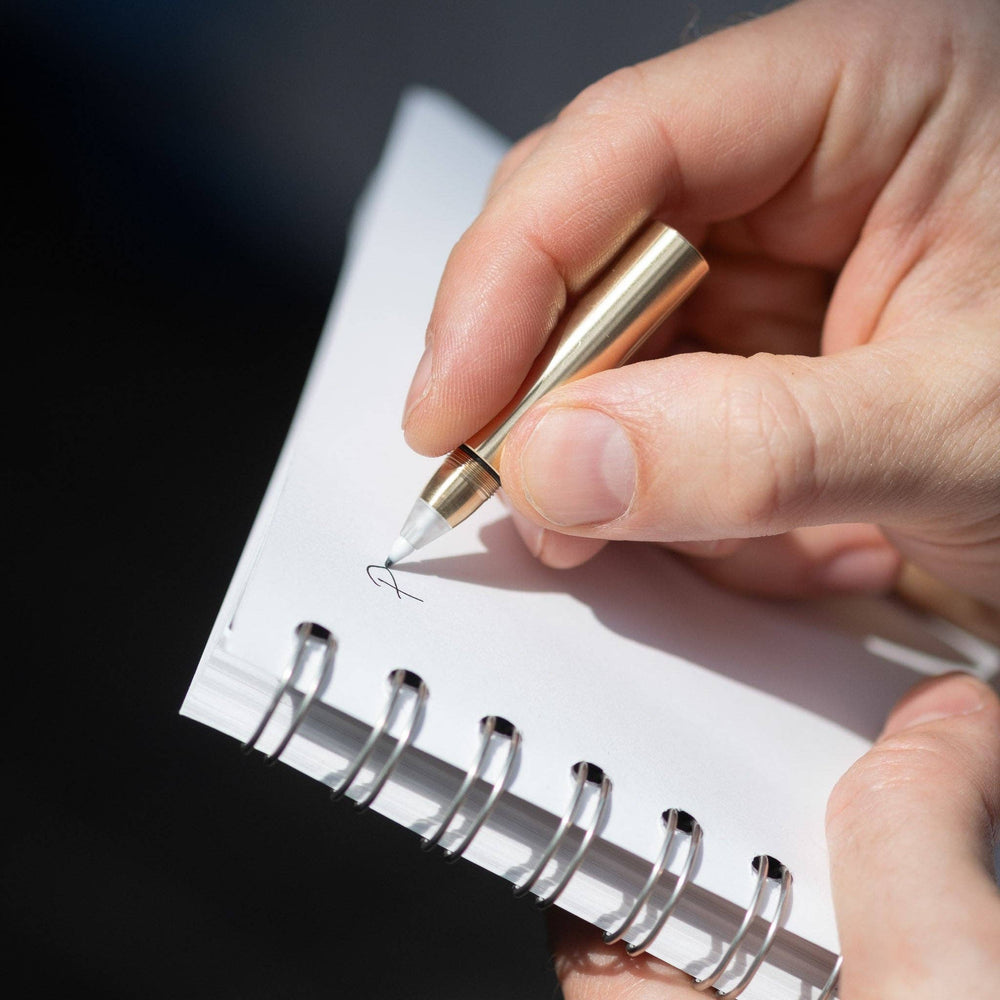 Tom's Studio The Field Mouse – refillable travel pen: Midnight bei Nauli and Stories