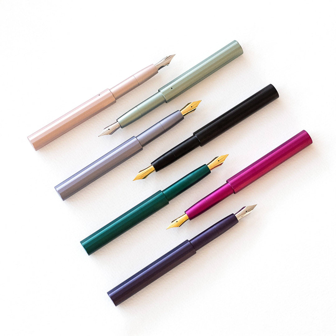 Tom's Studio The Studio Pocket Fountain Pen 2.0: Iris / EF Semi~Flex