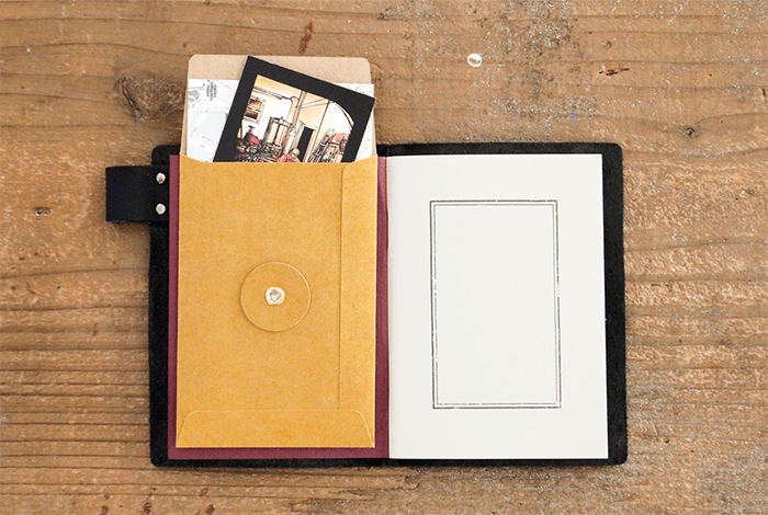 Traveler's Company Fächermappe TRC Kraft Envelope S Orange bei Nauli and Stories