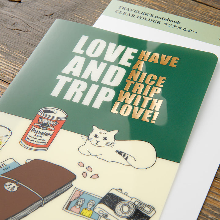 Traveler's Company Folder Vorbestellung: Traveler's Notebook Clear Folder regular  2025 LOVE AND TRIP