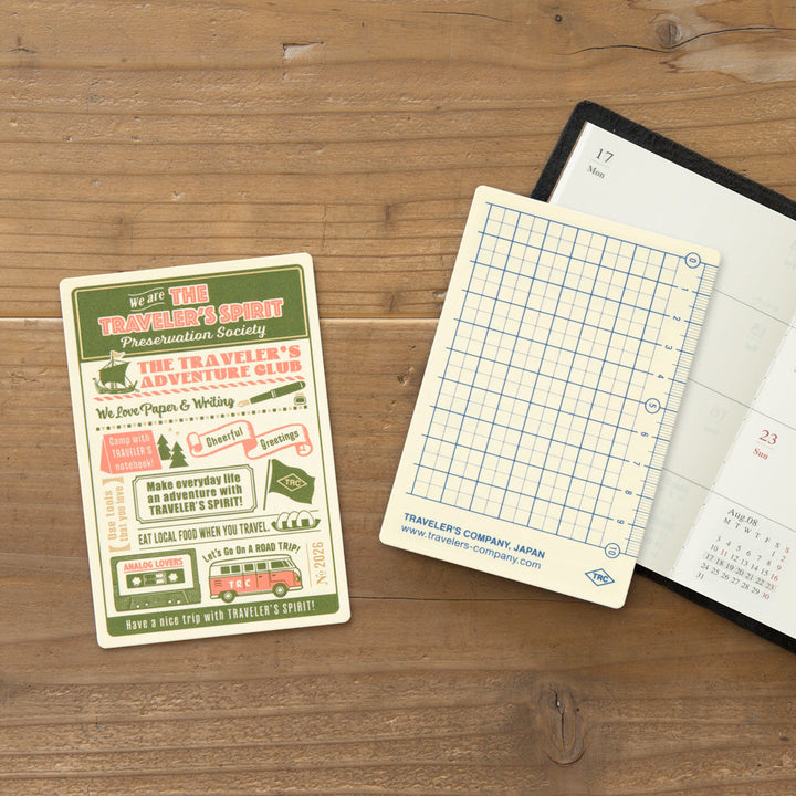 Traveler's Company Schreibunterlage TRAVELER'S Notebook 2026 Underlay passport size bei Nauli and Stories