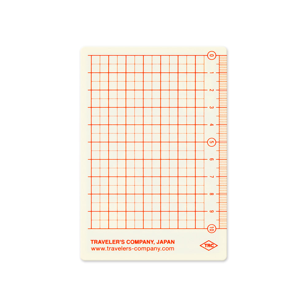 Traveler's Company Schreibunterlage Vorbestellung: Traveler's Notebook 2025 Underlay passport size