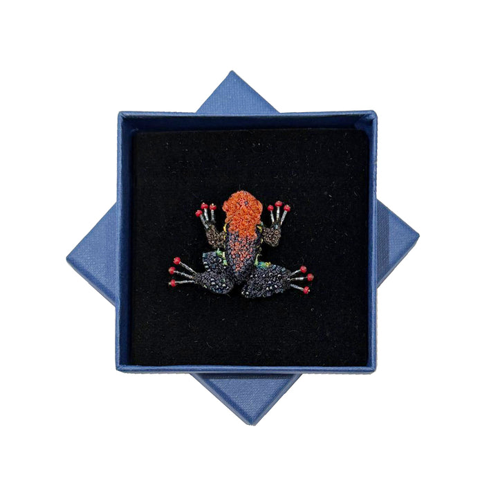 Trovelore Brosche gestickte Brosche - Cainarache Frosch bei Nauli and Stories