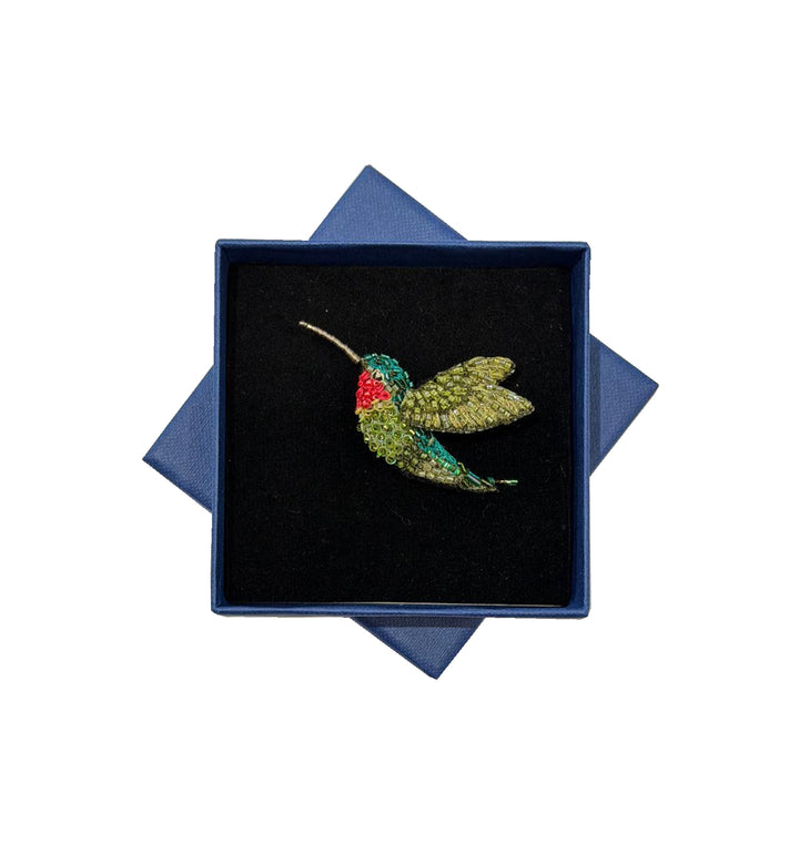 Trovelore Brosche gestickte Brosche - Kolibri - Rubinkehlkolibri bei Nauli and Stories