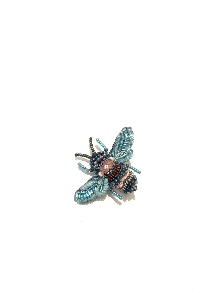 Trovelore Brosche gestickte Brosche - Rose Bee bei Nauli and Stories