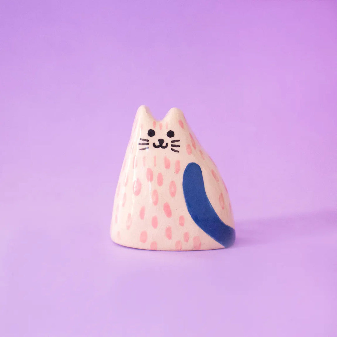 Ana Seixas Skulptur Kleine Keramikskulptur Katze rosa blau
