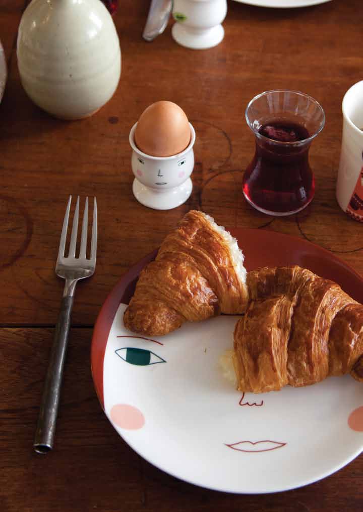 Donna Wilson Teller Teller Grace bei Nauli and Stories