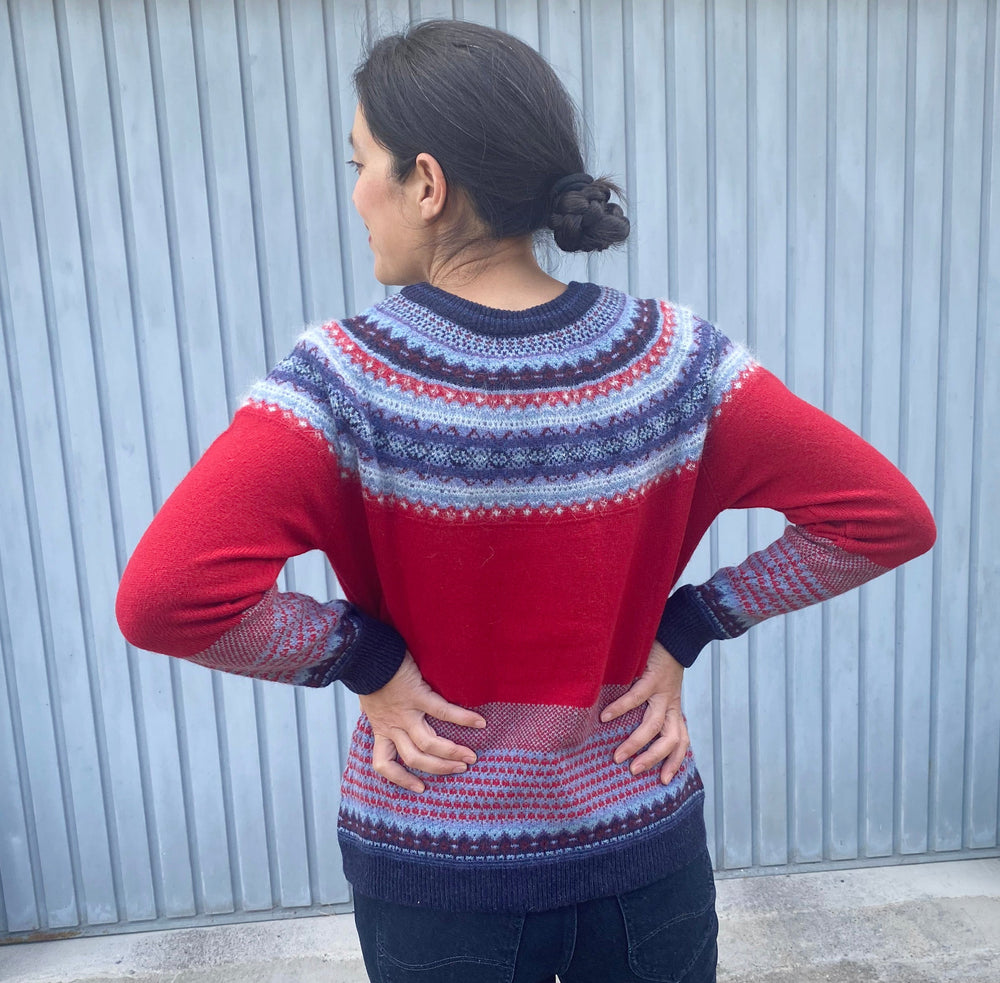 Éribe Sweater Pullover aus reiner Wolle - Alpine Poppy