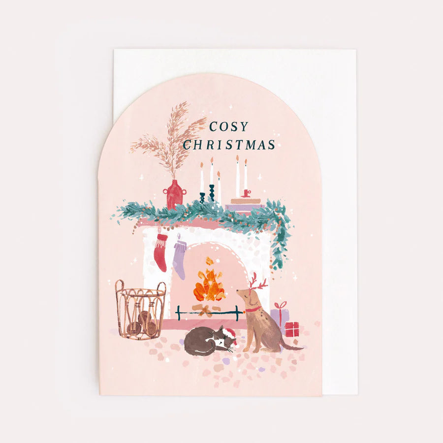 Sister Paper co. Weihnachtskarte Weihnachtskarte - Cosy Christmas - Hund & Katze am Kamin