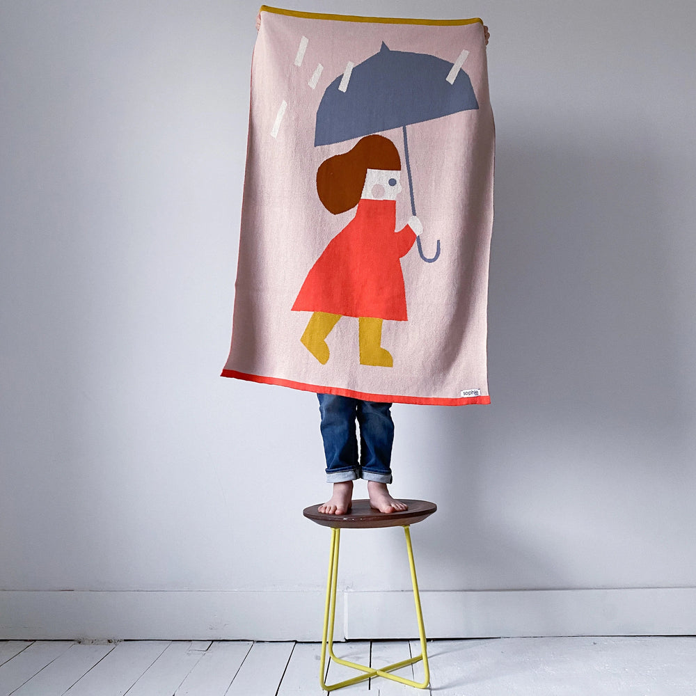 Sophie Home Babydecke gestrickte Babydecke aus 100% Baumwolle mit Mädchen mit Regenschirm